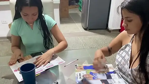 Tetas jovencitas  Super Hot sexy puta asiática  follada duro y creampie